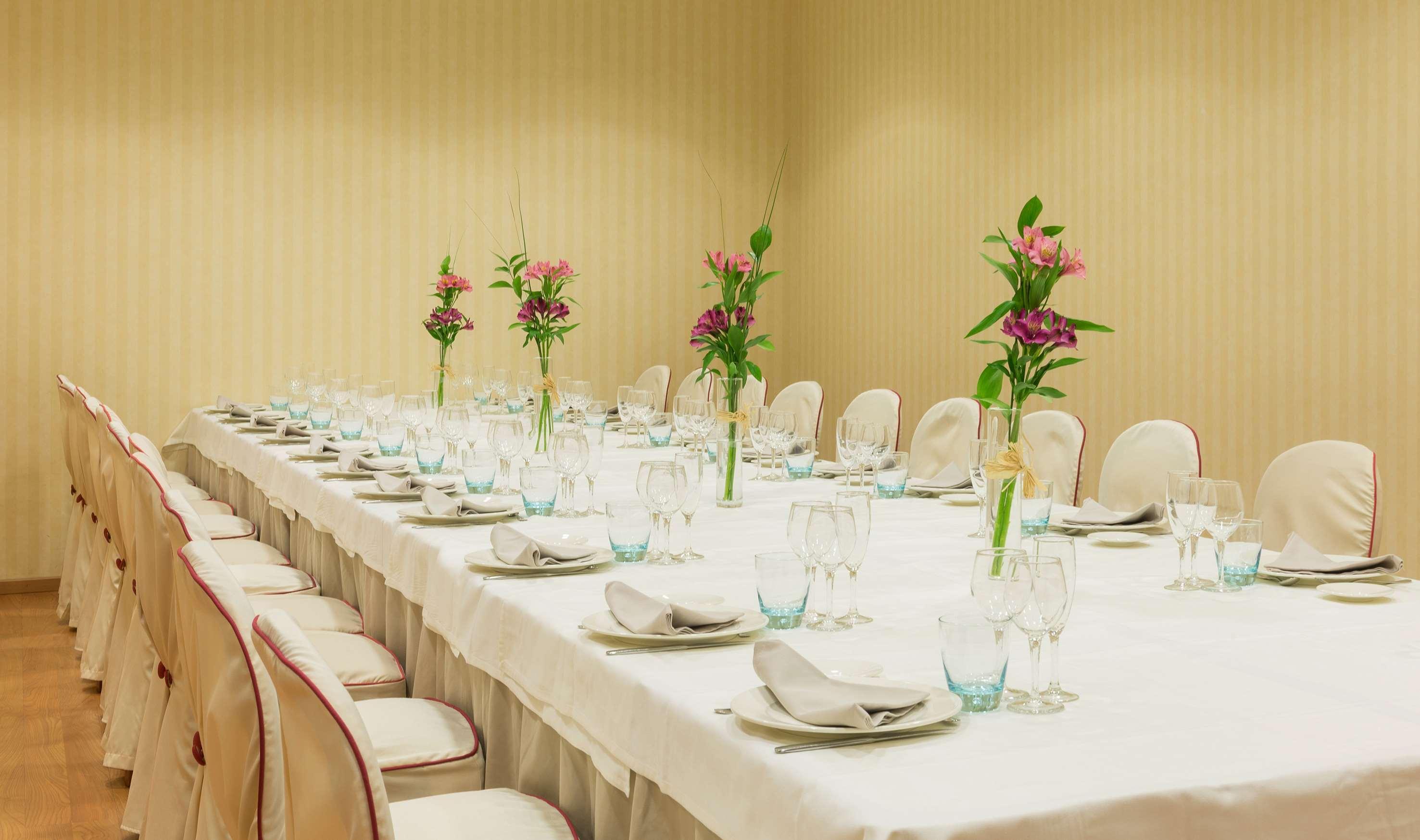Hotel Madrid Leganes Affiliated By Melia Eksteriør bilde